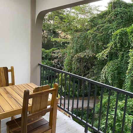 Jasmine Stay Self-Catering Apartments Victoria Dış mekan fotoğraf