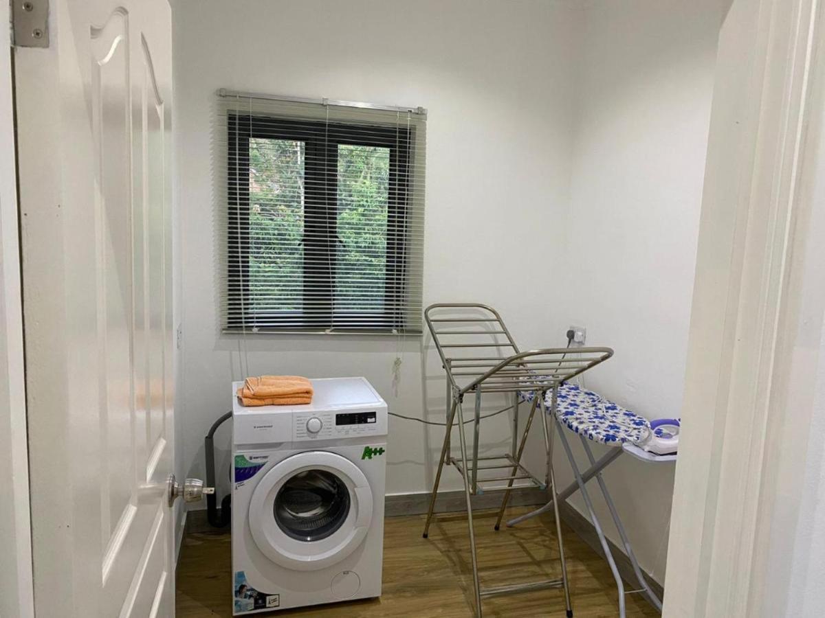 Jasmine Stay Self-Catering Apartments Victoria Dış mekan fotoğraf