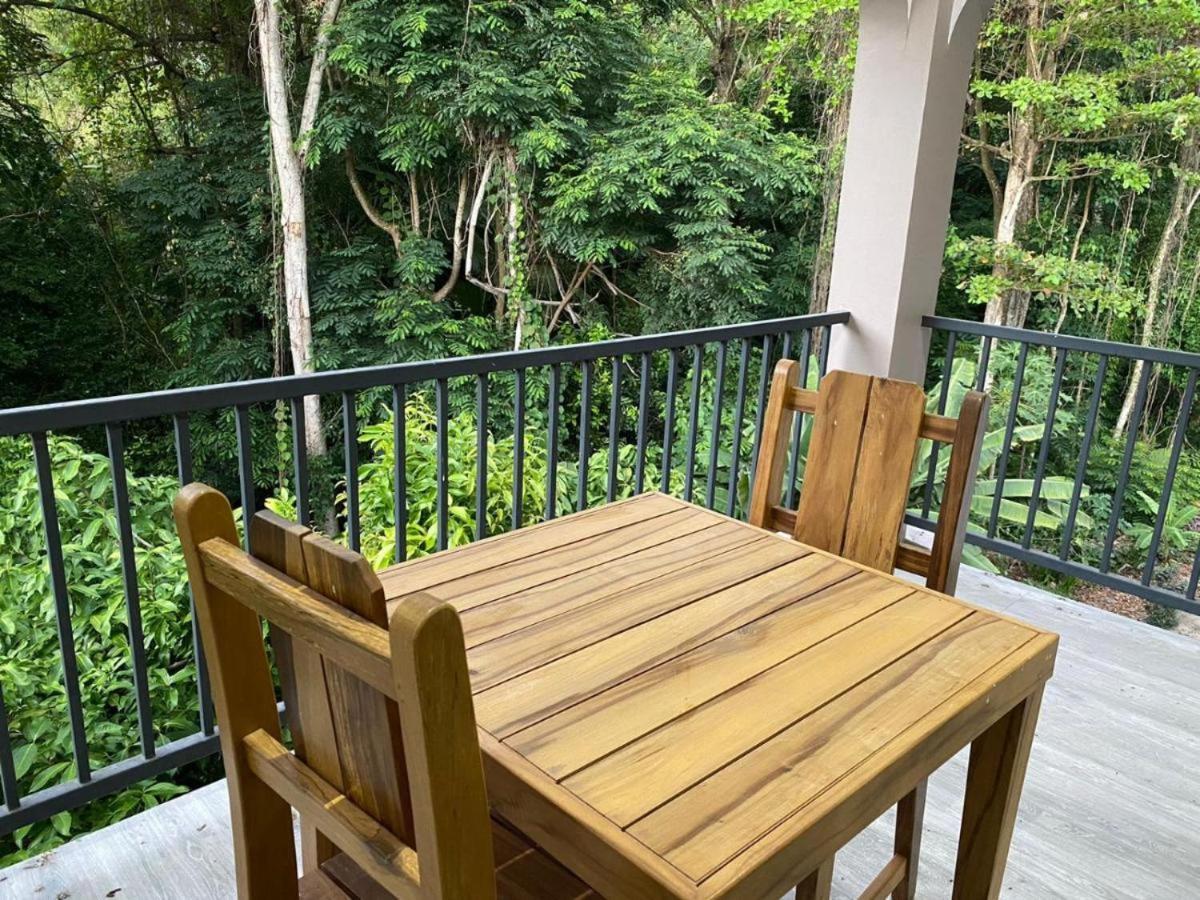 Jasmine Stay Self-Catering Apartments Victoria Dış mekan fotoğraf